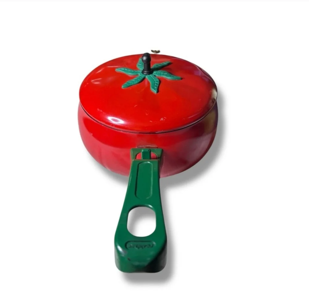 VINTAGE Tomato Saucepan & Lid with Detachable HandleVINTAGE